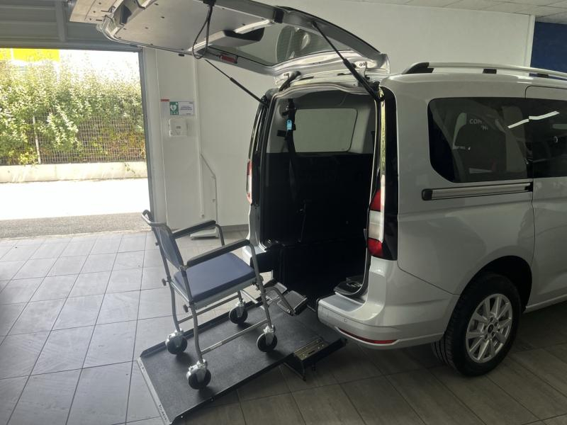 FORD Grd Tourneo Connect d’occasion à vendre à BRIGNOLES chez VAGNEUR (Photo 5)