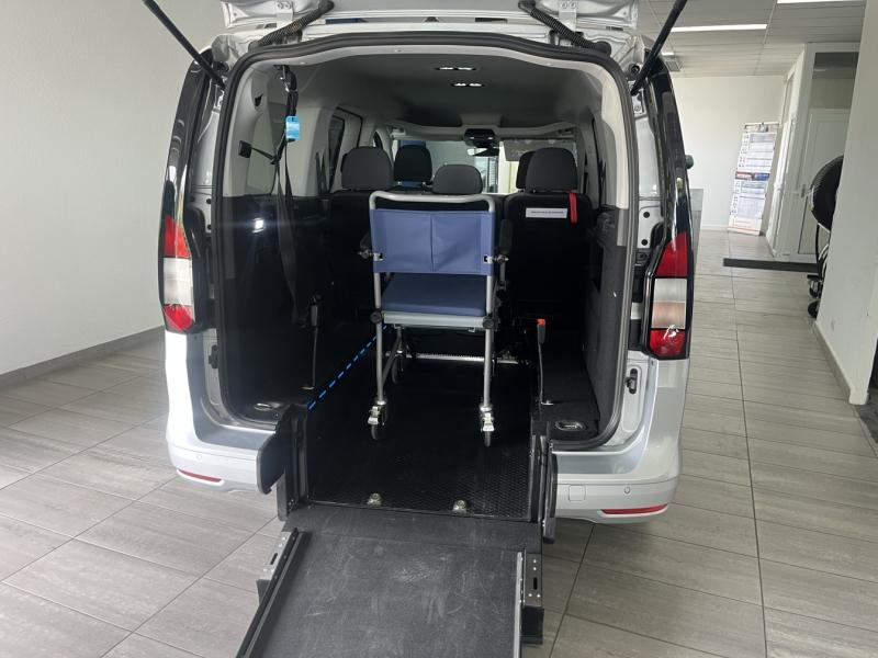 FORD Grd Tourneo Connect d’occasion à vendre à BRIGNOLES chez VAGNEUR (Photo 9)