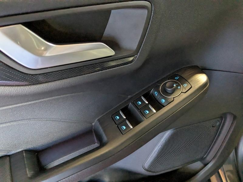 FORD Kuga d’occasion à vendre à BRIGNOLES chez VAGNEUR (Photo 8)