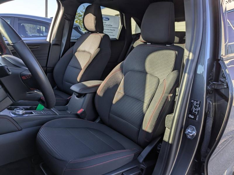 FORD Kuga d’occasion à vendre à BRIGNOLES chez VAGNEUR (Photo 9)