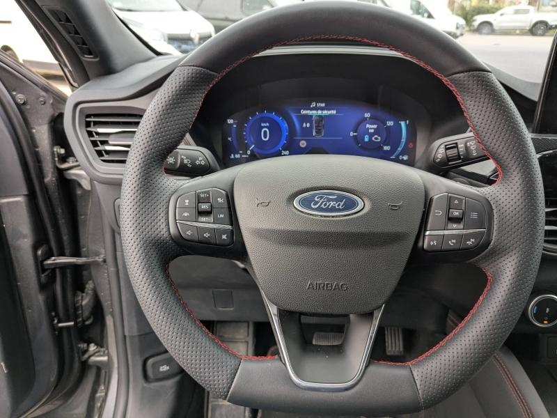 FORD Kuga d’occasion à vendre à BRIGNOLES chez VAGNEUR (Photo 12)