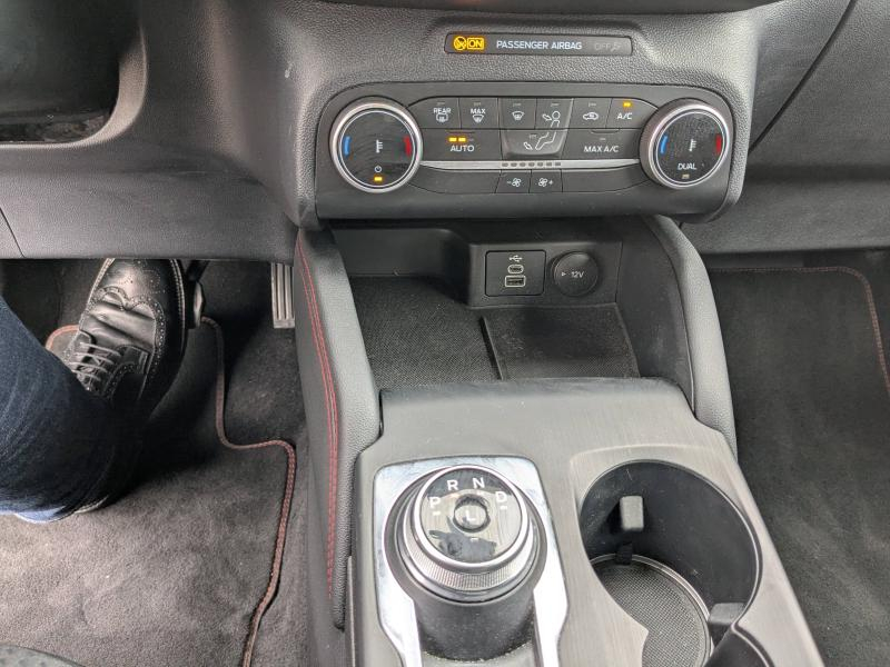 FORD Kuga d’occasion à vendre à BRIGNOLES chez VAGNEUR (Photo 15)