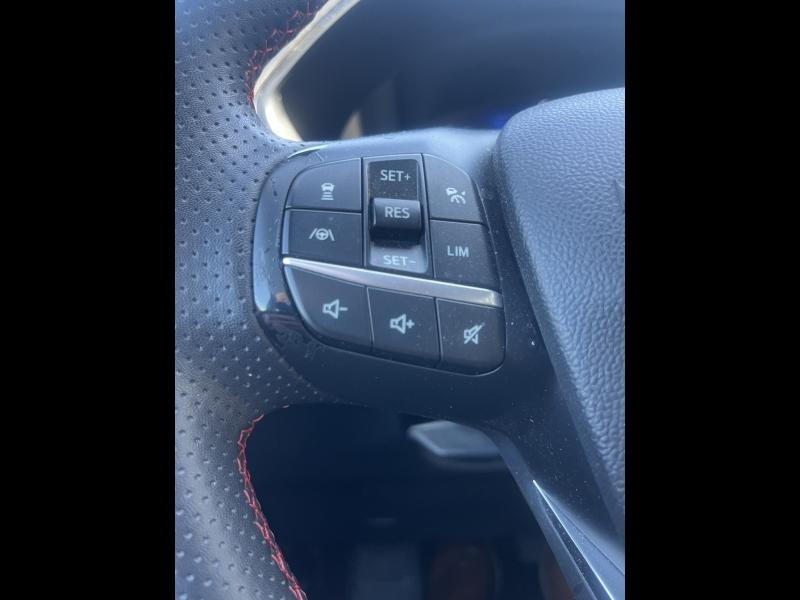 FORD Kuga d’occasion à vendre à BRIGNOLES chez VAGNEUR (Photo 15)